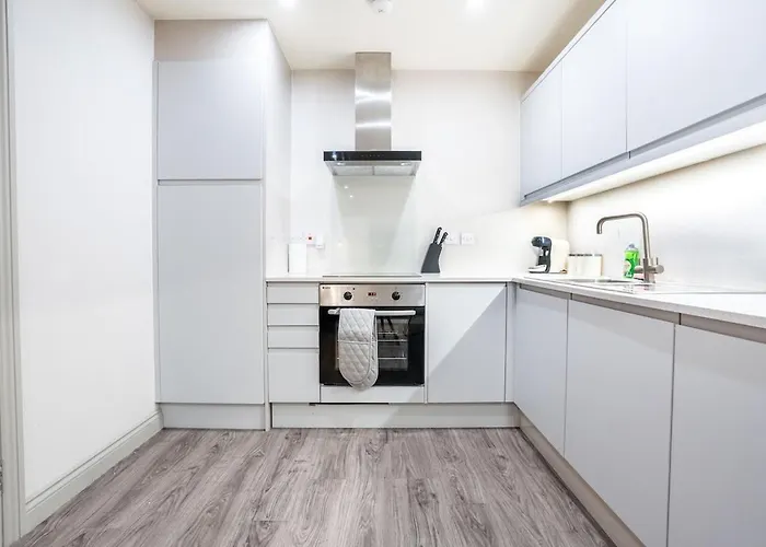 Stylish City-centre - Sleeps 4 - Апартаменти Лідс