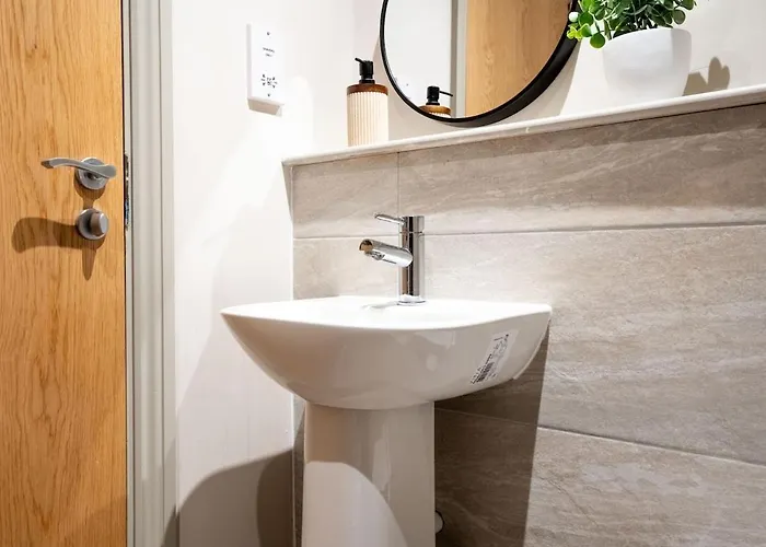 Stylish City-centre - Sleeps 4 - Leeds (West Yorkshire)